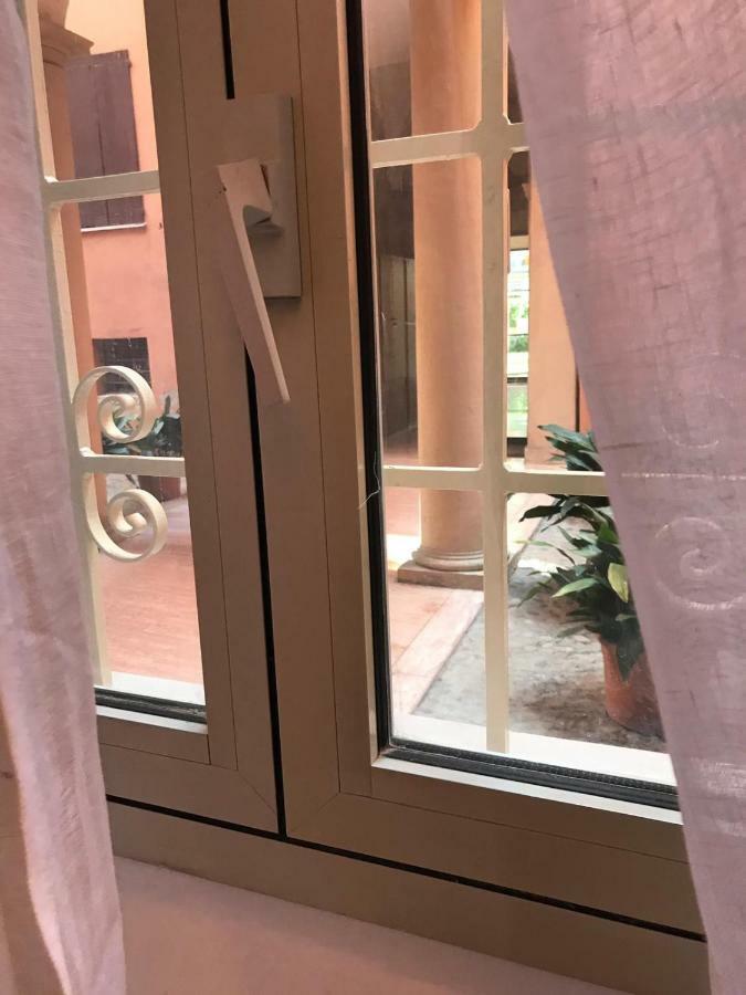 San Carlo Holiday House Bologna Eksteriør billede